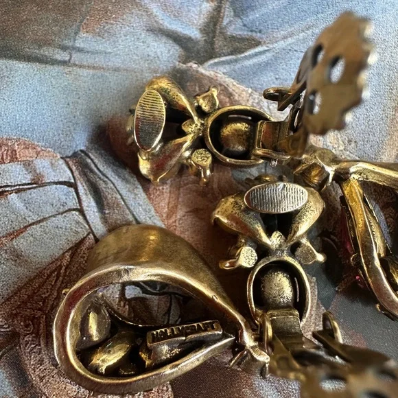 Vintage 1950s Signed Hollycraft Jewel Crystal Clip On Earrings - Picture 6 of 8